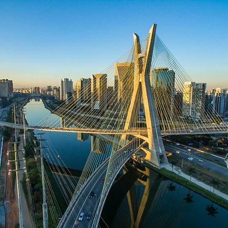 ホテル Slim Sao Paulo Congonhas エクステリア 写真